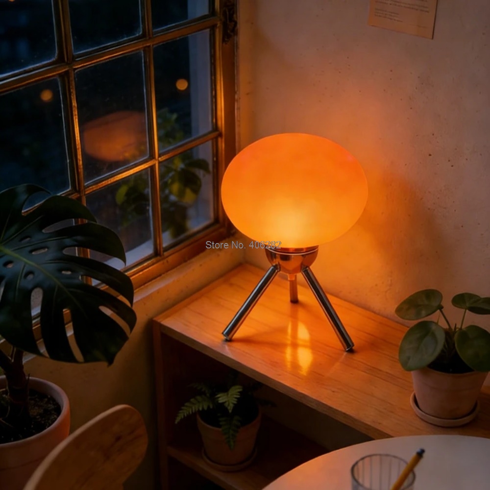 Lampada da Tavolo a Fungo in V - Light Switch recensione e prezzo